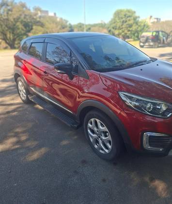 RENAULT CAPTUR 1.6 16V SCE FLEX ZEN X-TRONIC RENAULT CAPTUR 1.6 16V SCE FLEX ZEN X-TRONIC
